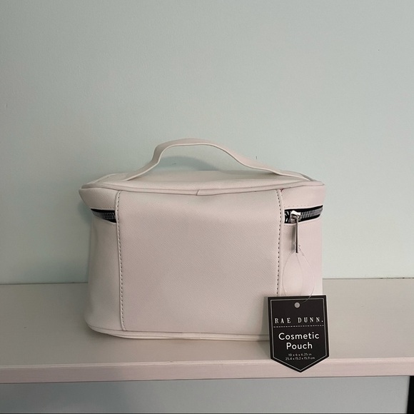 RAE Dunn NWT Essentials Toiletry Travel Bag - Picture 2 of 5